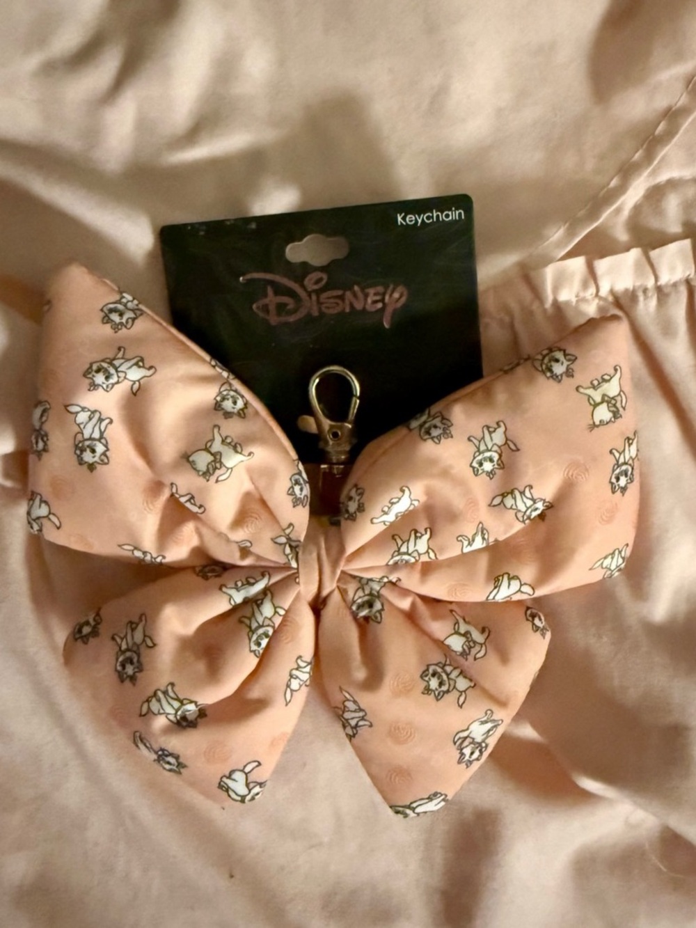 Disney Marie bow keychain NWT